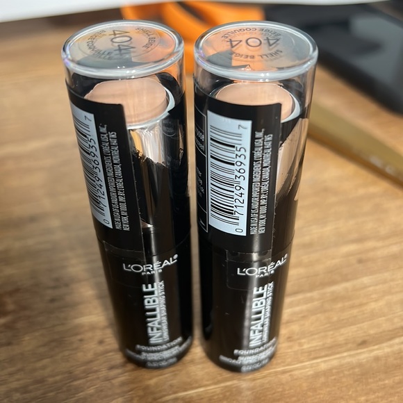 Loreal Infallible #404 Foundation Stick with SPF 27 new - Picture 4 of 9